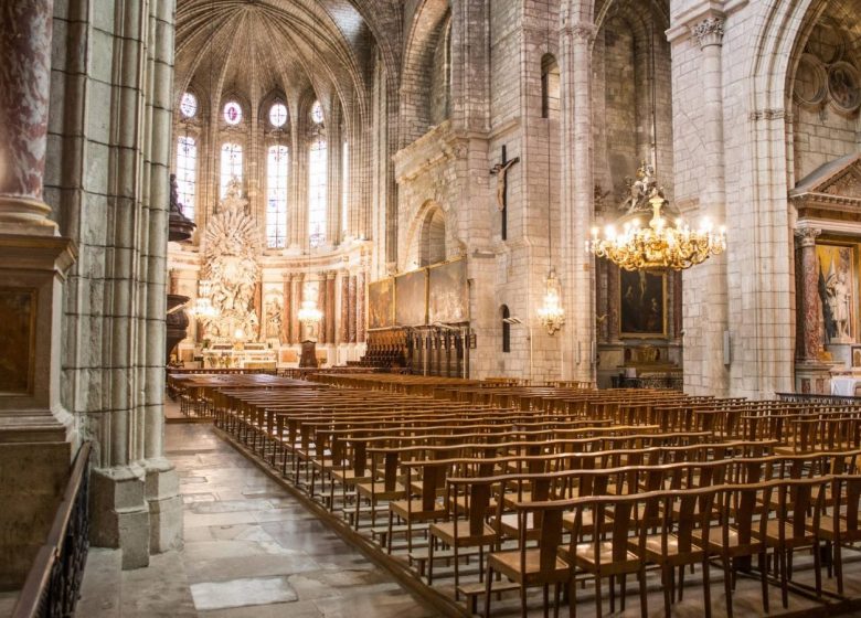 CATHÉDRALE SAINT NAZAIRE ET SAINT CELSE